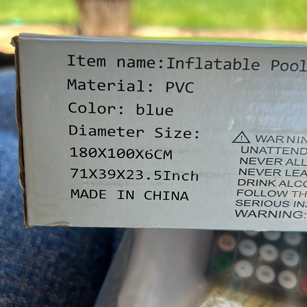 NWB COLOR CHANGING UNICORN INFLATABLE POOL FLOAT